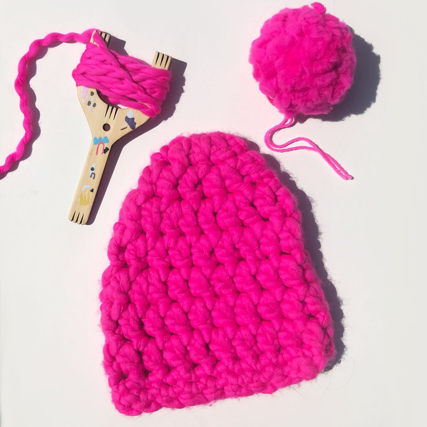 5-IN-1 Pom Pom Maker - XL Abstract Print Model